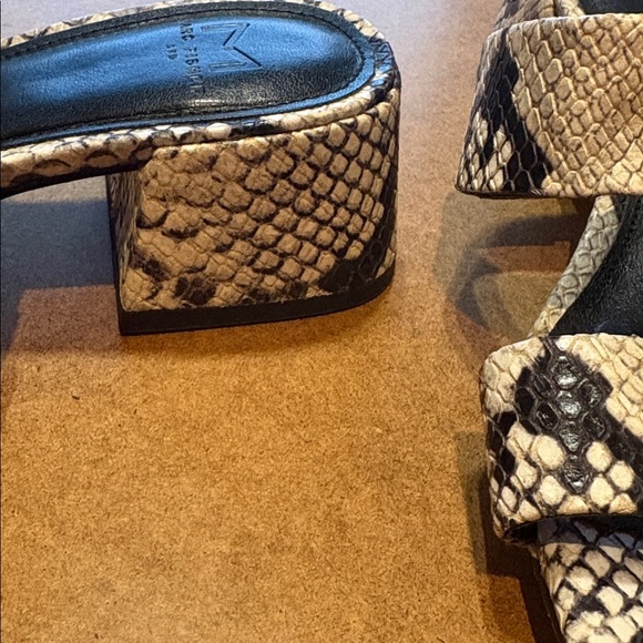 Marc Fisher Shoes Marc Fisher Pat Slide Sandal Grey & black snake print 2" heels - Picture 5 of 8
